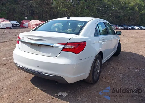 2013 Chrysler 200 Touring из США, поврежденный, VIN 1C3CCBBB8DN556603